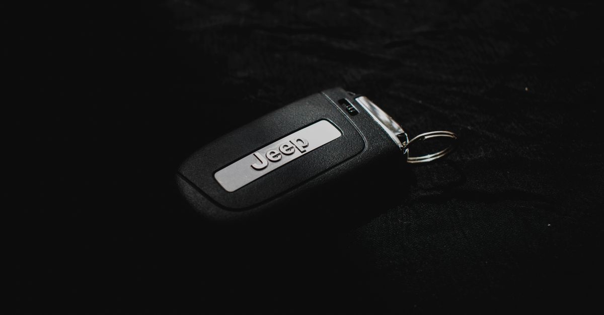 Auto Locksmith service — Damian Keys & Doors Solutions