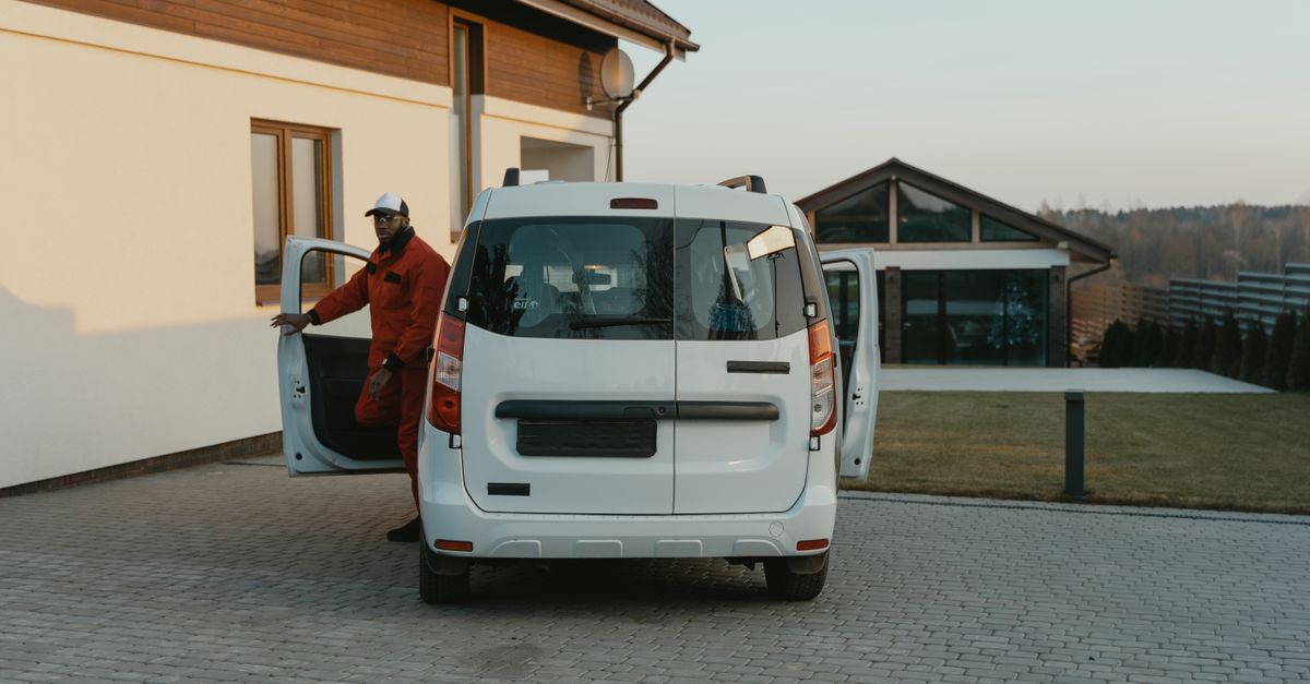 locksmith service technician — Damian Keys & Doors Solutions